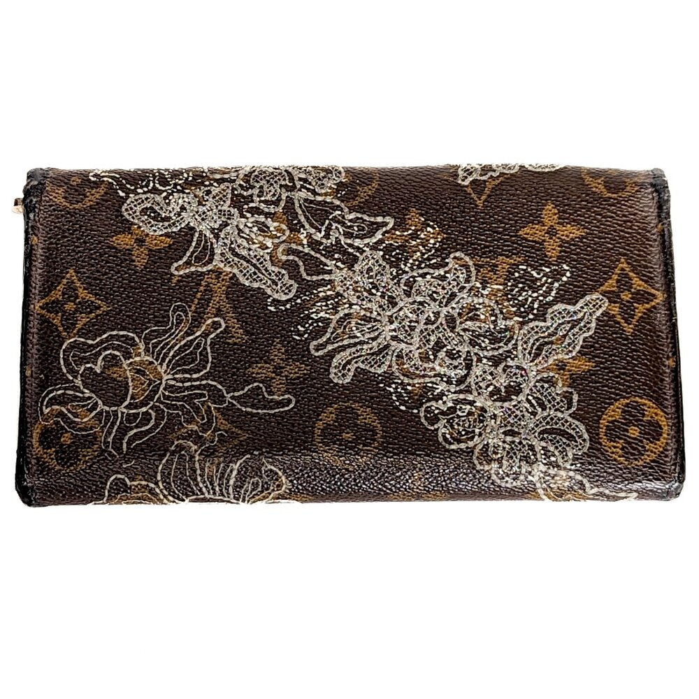 LOUIS VUITTON Ltd Edt. Dentelle Sarah Long Wallet - Picture 4 of 14